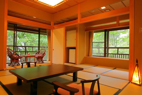 Kambayashi Hotel Senjukaku (Yamanouchi-machi)